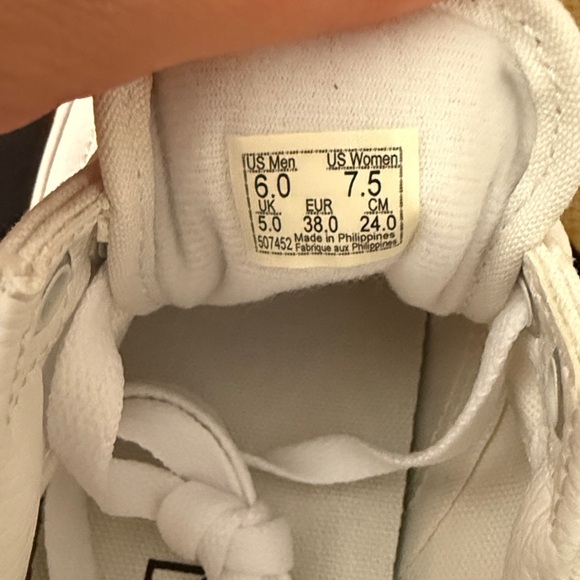 Brand New Old Skool Canvas Vans - Picture 9 of 9